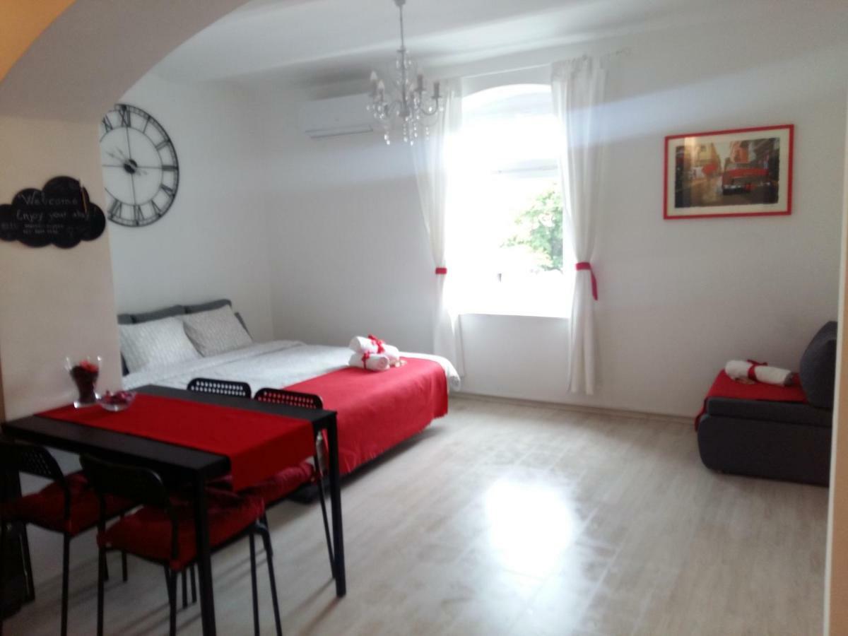 Charming Apartment Beautiful View Загреб Екстериор снимка
